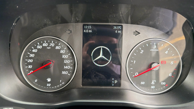 Mercedes-Benz Vito L2 Diesel Rwd 119CDI Select Crew Van 9G-Tronic - Image 20